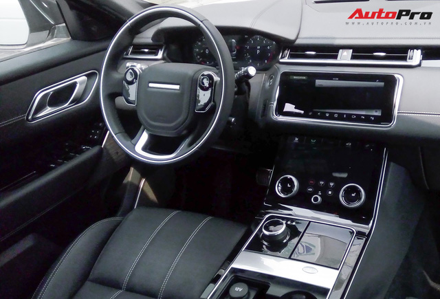 Khui công Range Rover Velar HSE P250 R-Dynamic đầu tiên tại Việt Nam Khui công Range Rover Velar HSE P250 R-Dynamic đầu tiên tại Việt Nam
